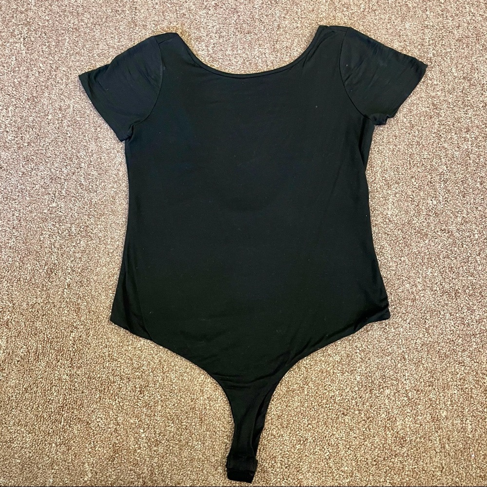 NWOT Lulu’s Black scoop back bodysuit